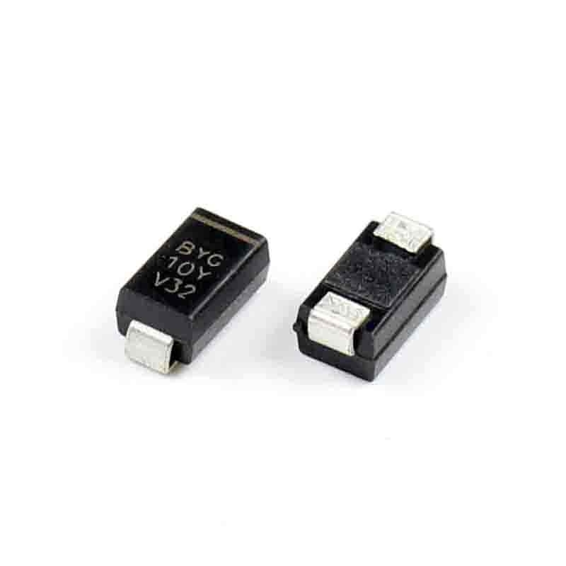 BYG10Y-E3/TR DO-214AC (SMA) DİOD 1.5A 1600V STD AVALANCH SM |